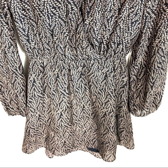 Talula aritzia dress - Picture 3 of 12